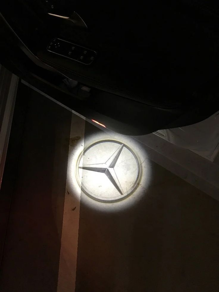 GHOSTD projection on C-Class W205